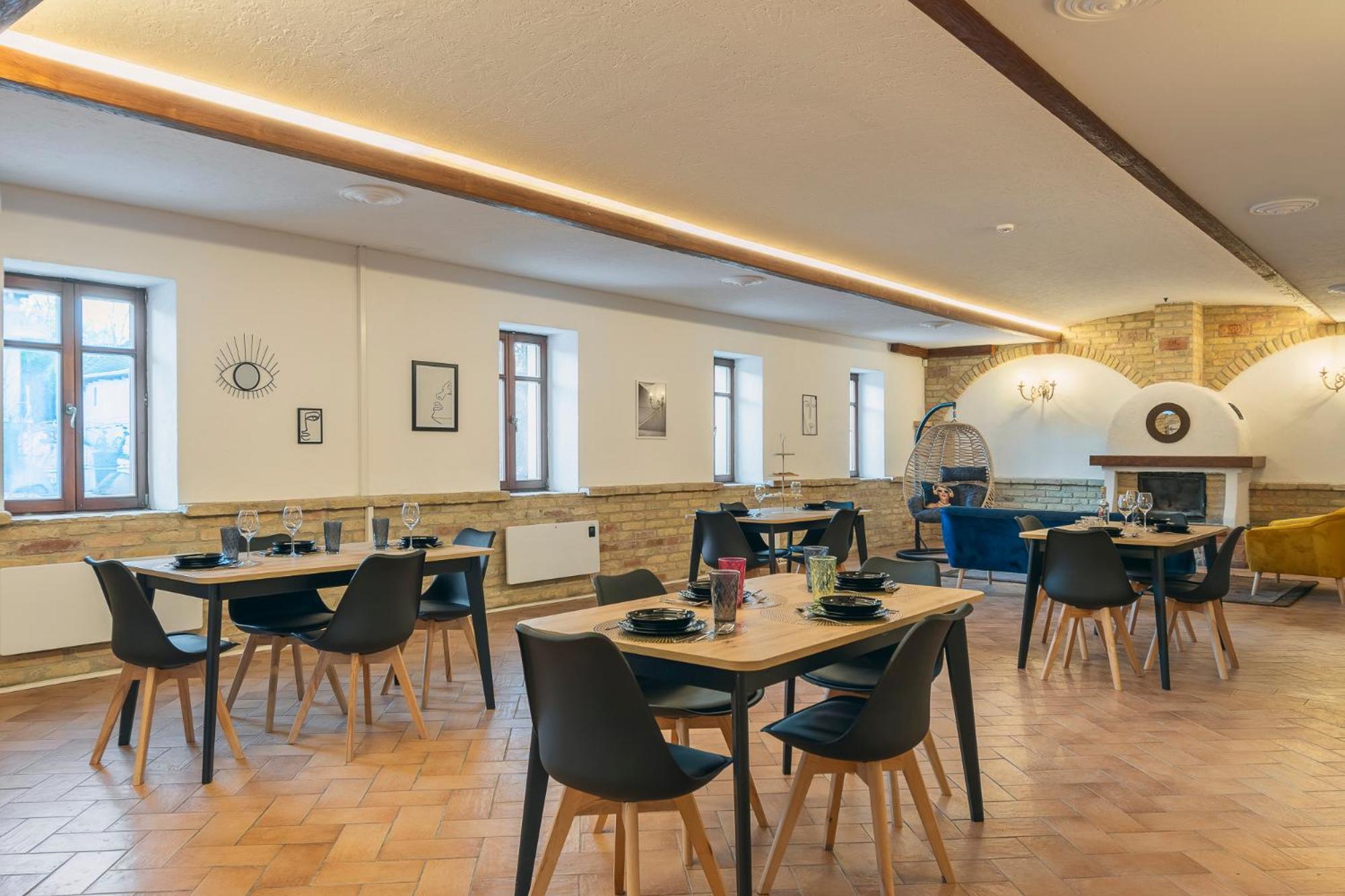 Feel Good House Hotell Notincs Exteriör bild